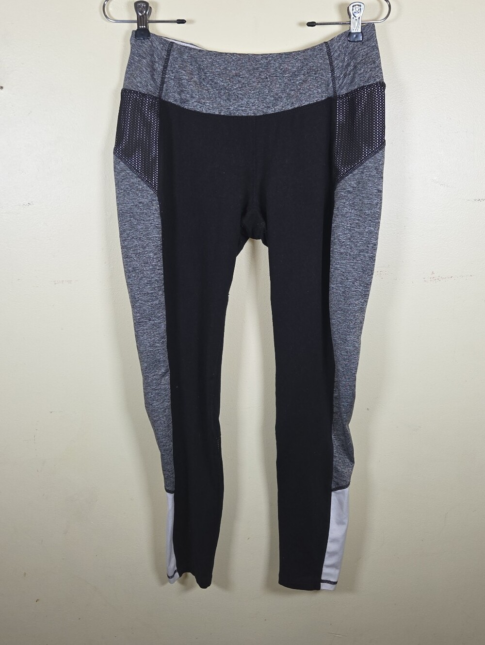Tangerine Athletic Yoga Leggings Size Womens Small Workout Pants Grey Black